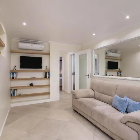 Apartament Malick By Sunnyway Branqueira